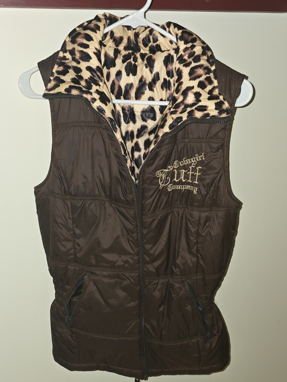 Two Ways To Wear! Cowgirl Tuff Co Puffer Vest.